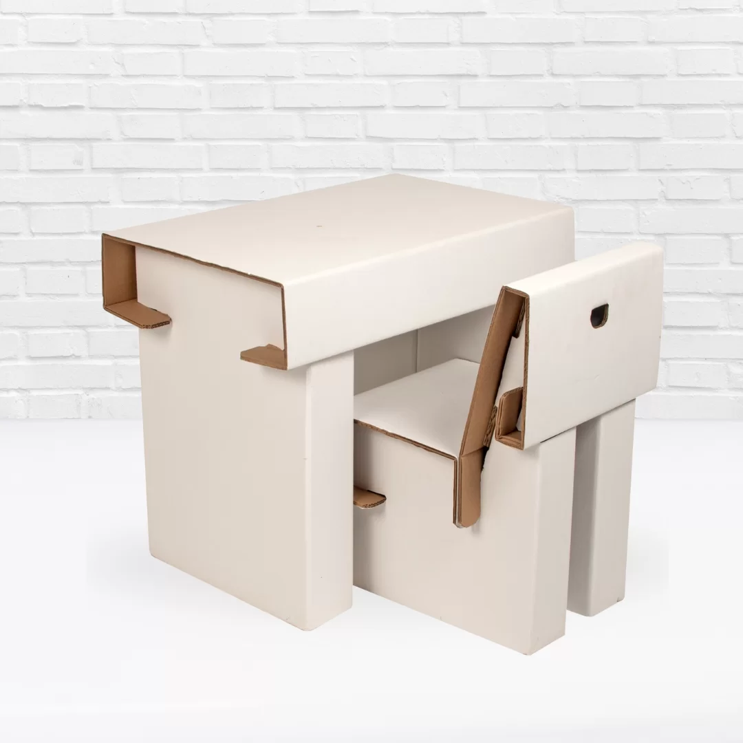 lightfoot-sustainable-desk-and-chair